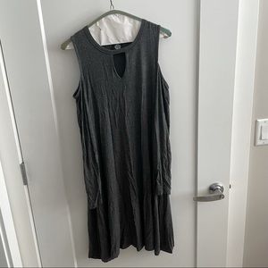 Grey knit long sleeve dress